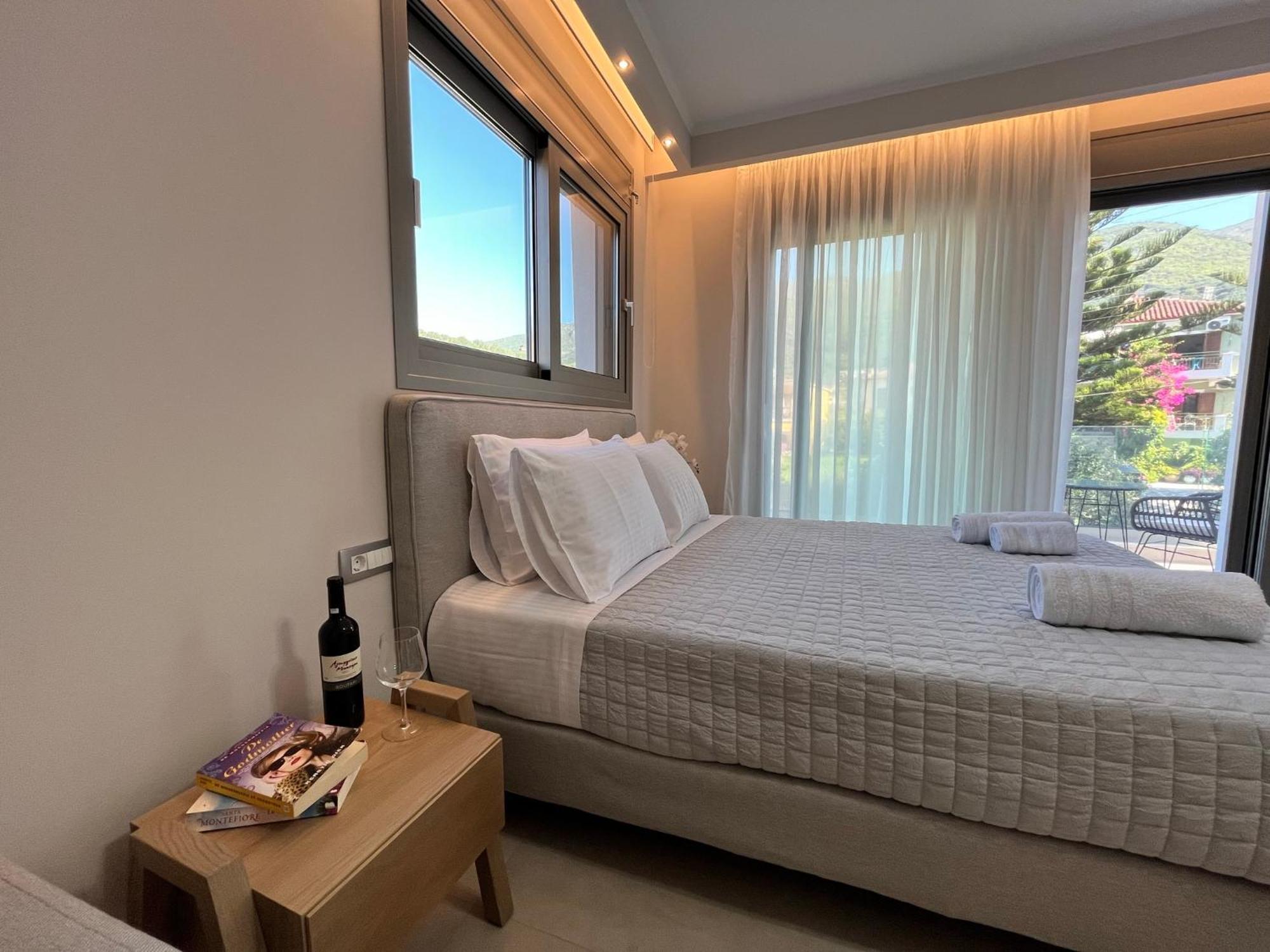 Maison Deluxe Studios And Apartment Parga Exterior photo